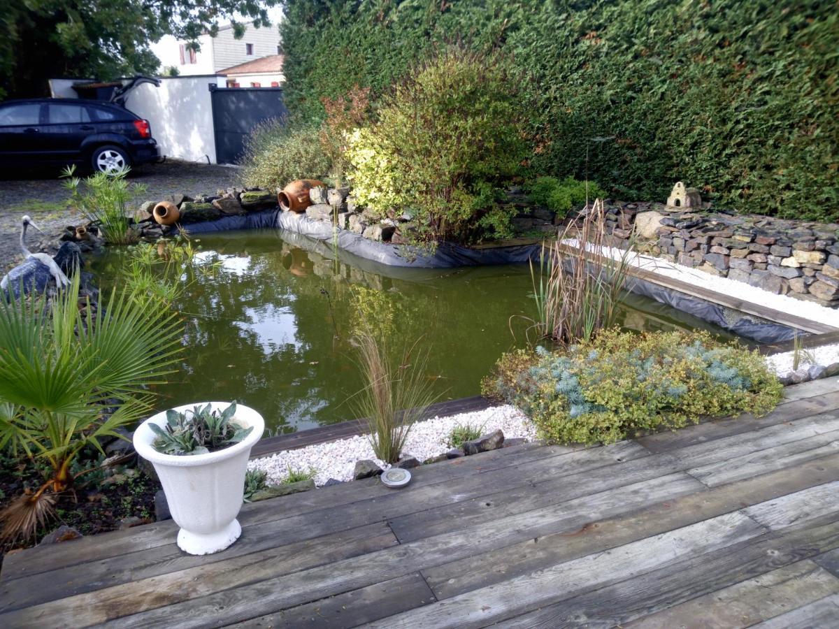 Mas Des Vignes Piscine Chauffee Bed & Breakfast Le Champ-Saint-Pere ภายนอก รูปภาพ